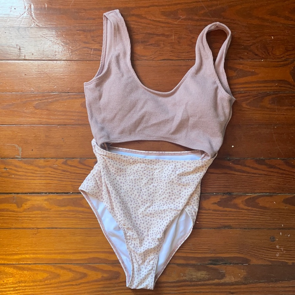 One Piece Bathing suit